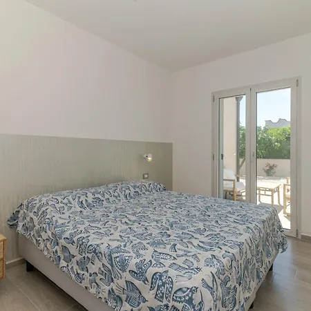 Blu With Patio Apartman Budoni
